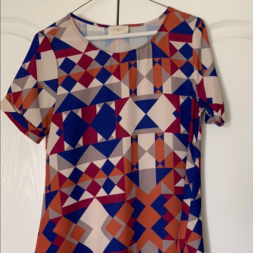 Dress - Picture 2 of 4